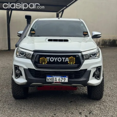 Toyota Hilux 2017 — foto 3