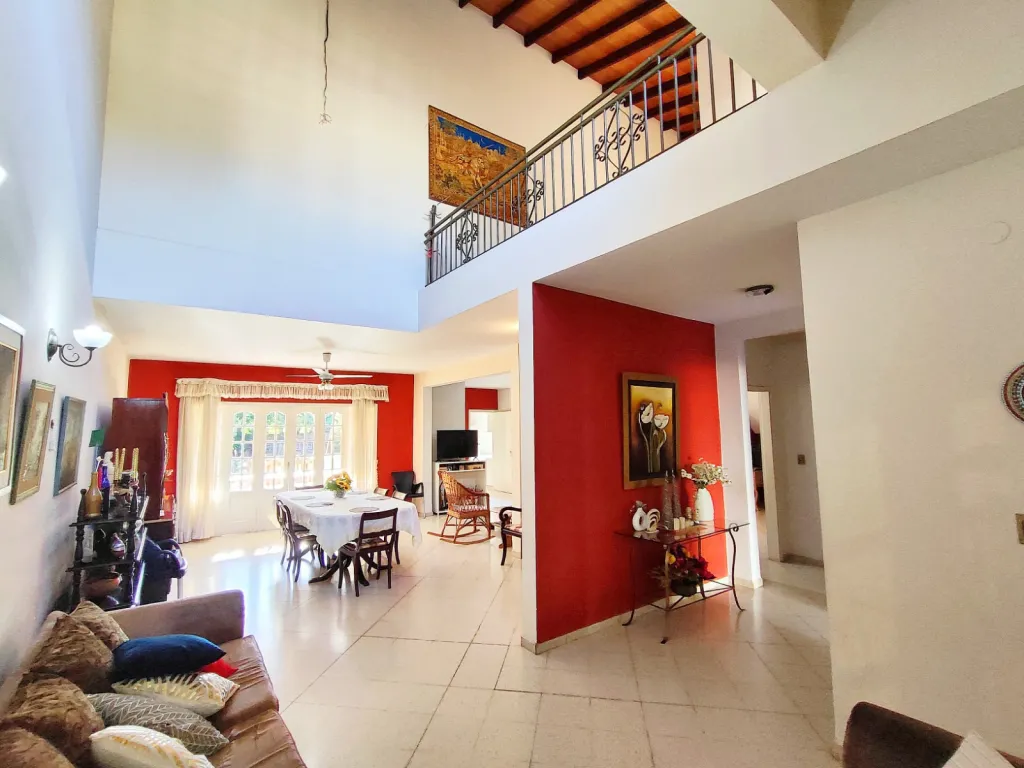 VENDO CASA EN BARRIO SAN VICENTE!! — foto 3
