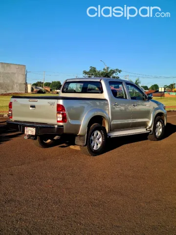 Toyota Hilux 2013 — foto 4