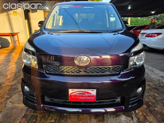 Toyota Noah 2010 — foto 3