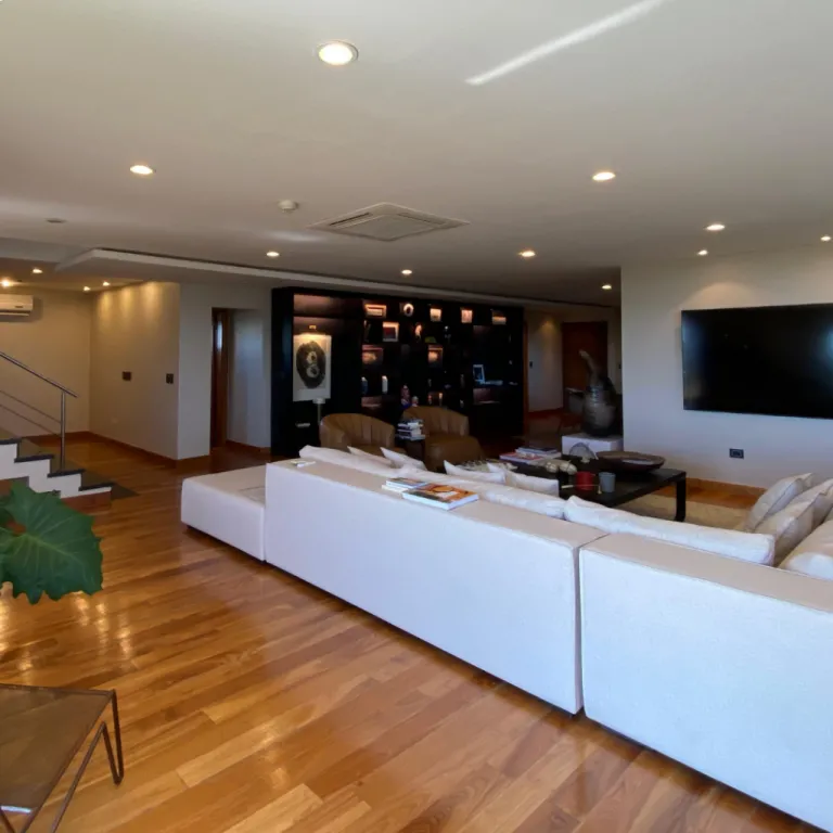 VENDO O ALQUILO DPTO. TIPO DUPLEX - EDIFICIO CALYPSO — foto 2