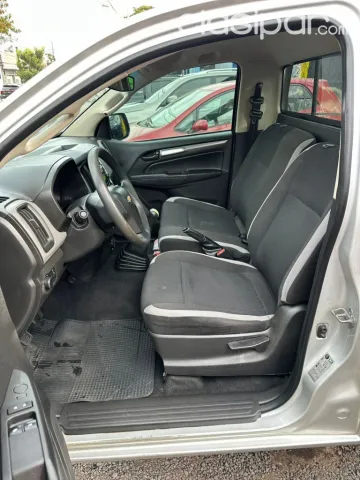 Chevrolet S10 2018 — foto 5