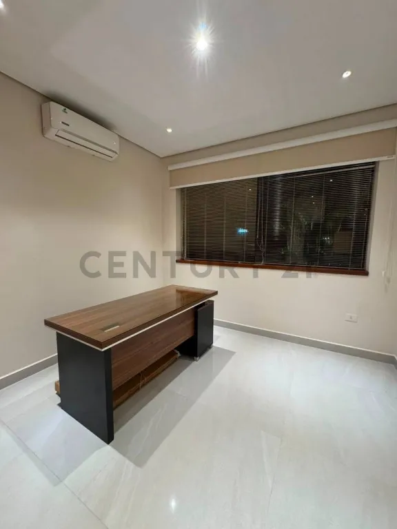 US$ 4.500 Exclusiva Residencia en Alquiler — Foto 3