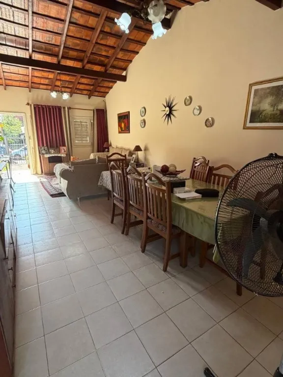 Vendo casa con piscina en barrio Cerro Cora Lambare — foto 3