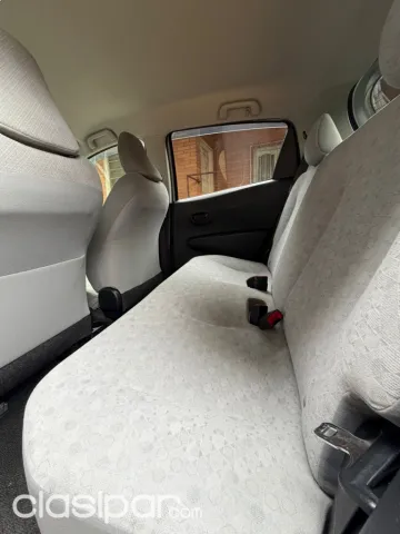 Toyota Vitz 2012 — foto 3