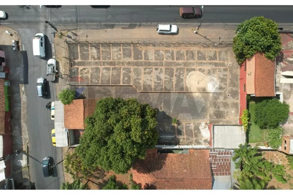 VENDO Terreno 1.000 m2 en el Centro de San Lorenzo — foto 2