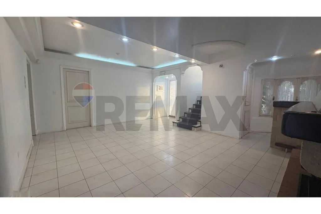 EN VENTA Casa en el Corazón de Ycua Satí — foto 2