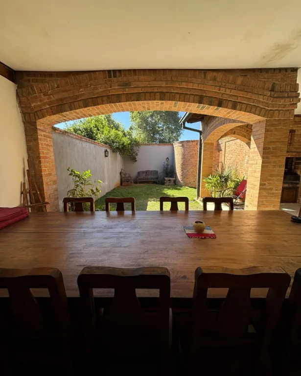 En venta amplia casa en el barrio Mbocayaty de Asunción — foto 3
