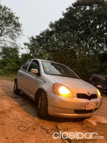 Toyota Vitz 2000 - foto 2