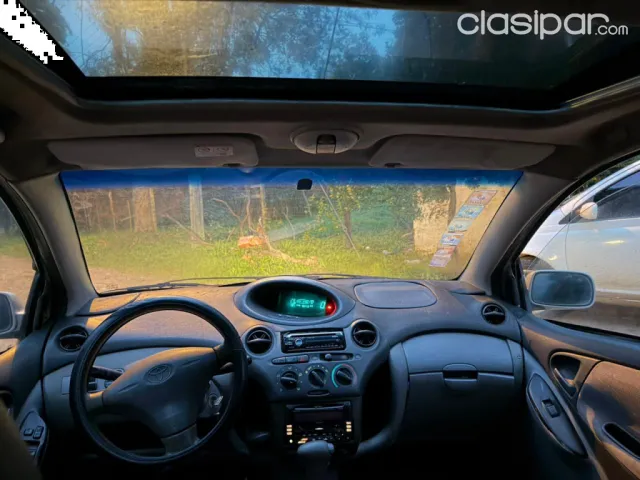 Toyota Vitz 2000 — foto 4