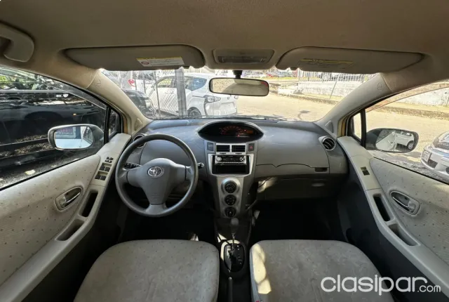 Toyota Vitz 2009 — foto 4