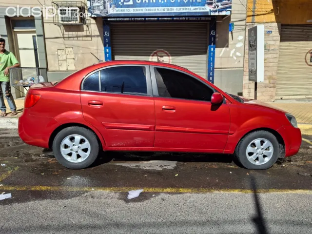 Kia Rio 2010 - foto 2