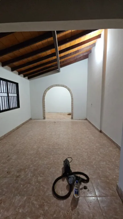 Alquilo casa en Luque laurelty — foto 2