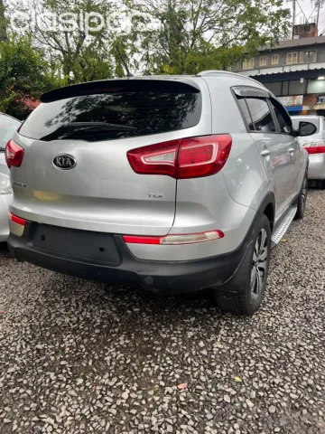 Kia Sportage 2011 — foto 8