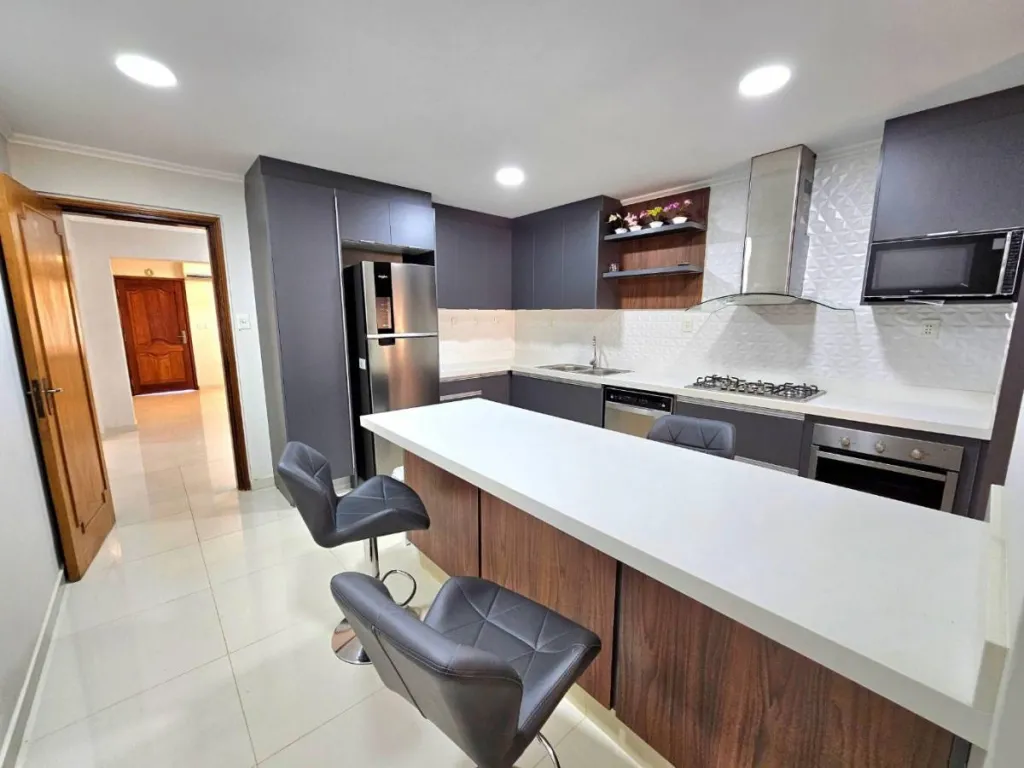 OFERTA CASA REMODELADA PARA OFICINA O VIVIENDA EN EL BARRIO YCUA SATI Lista para ocupar — foto 3