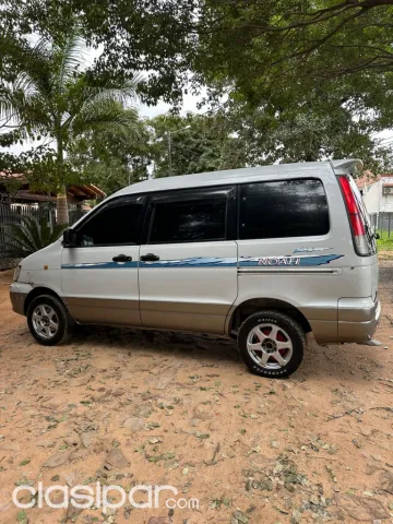 Toyota Noha 2000 - foto 5