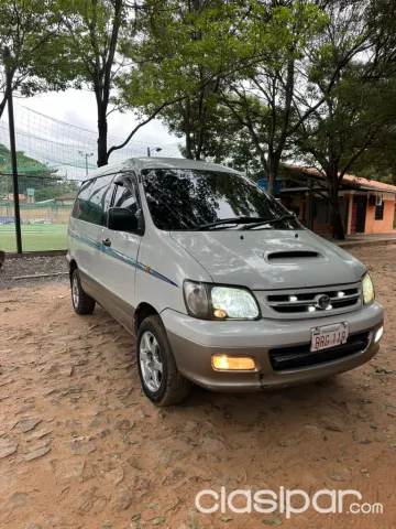 Toyota Noha 2000 - foto 2