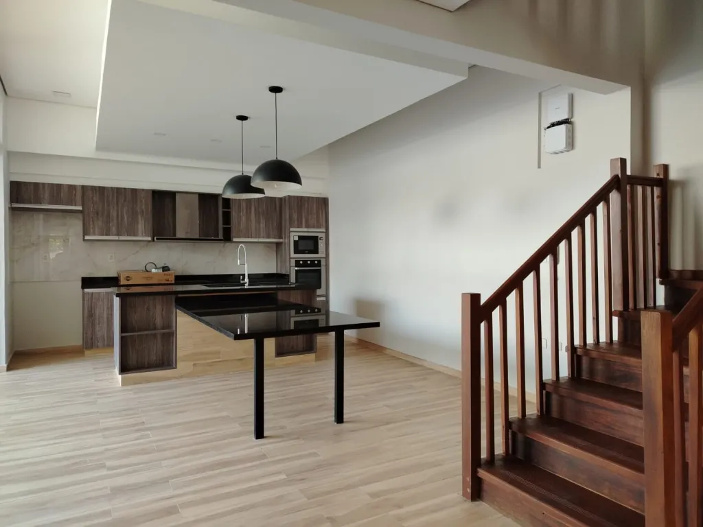 Bº JARA, ALQUILO VENDO: IMPECABLE RESIDENCIA, ALTAMENTE RESIDENCIAL, 3 DORMIT, JARDÍN. — photo 2