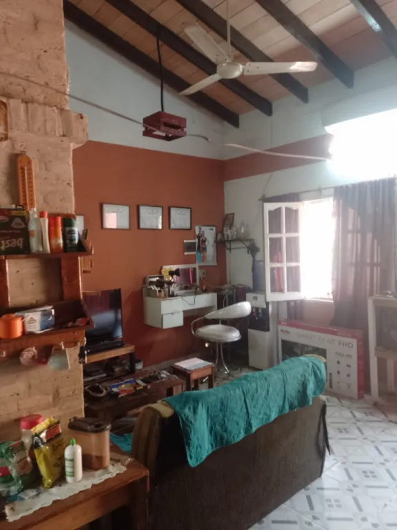 Vendo Casa de 2 dormitorios en barrio Remanso de Villa Elisa zona Paso Medin — foto 3