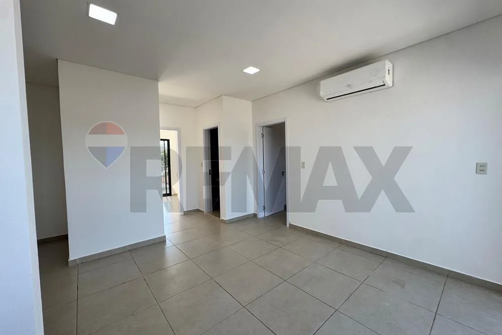 ALQUILER Departamento de 2 Habitaciones en Lambaré — foto 3