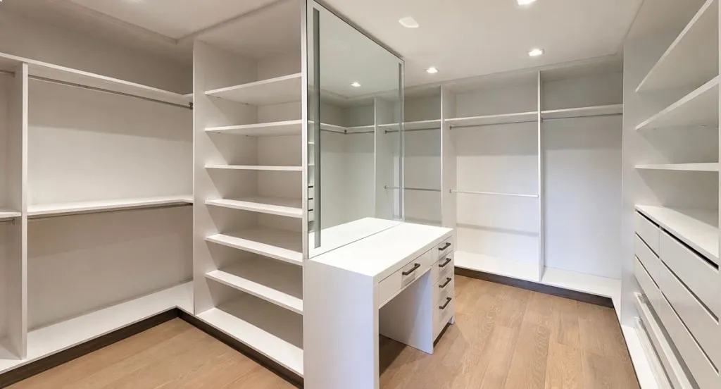 Vendo hermosa casa con piscina a estrenar en Mburucuyá Asunción — foto 2