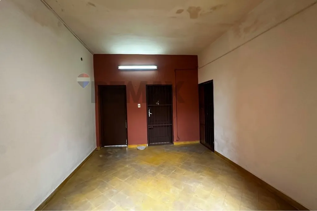 Casa - Alquiler - Pettirossi, Asunción, Paraguay — foto 2