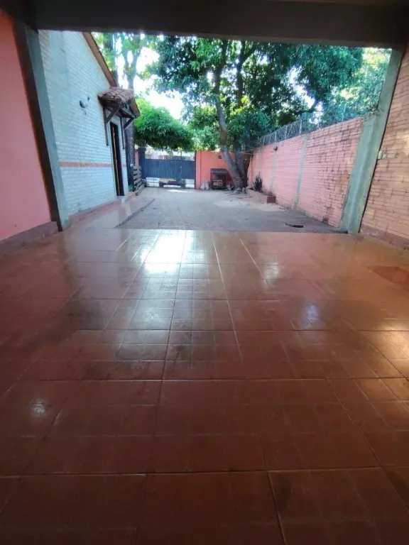 Vendo Dúplex 332m² 5 Dorm 5 Baños en Luque - Barrio Marambure — foto 2