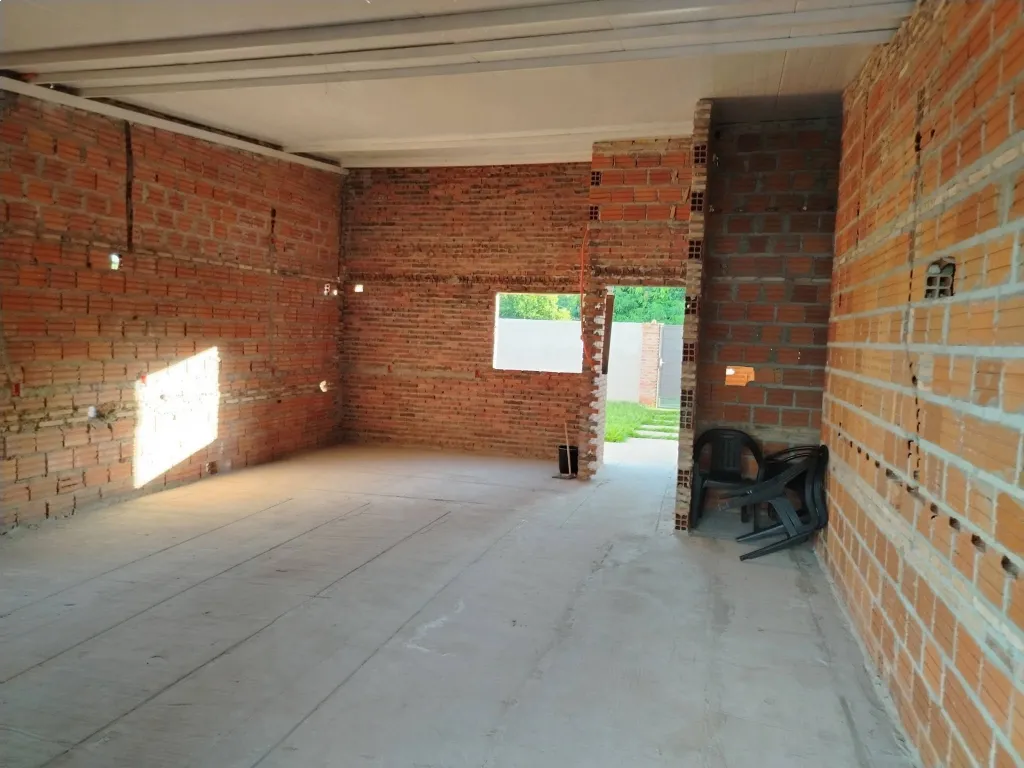 VENDO ÑEMBY HERMOSA CASA A TERMINAR — foto 2