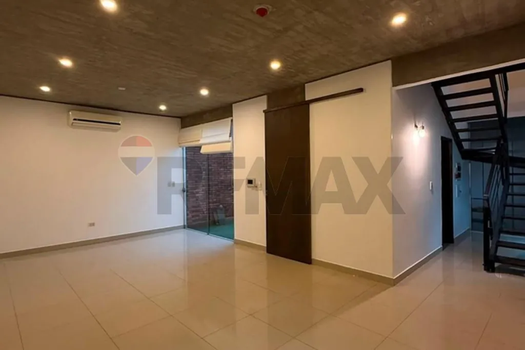 VENTA DUPLEX EN CONDOMINIO - VILLA AURELIA — foto 2