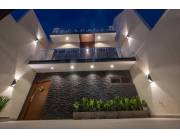 Vendo Dúplex Premium Amoblado 193m² 3 Dorm Suite en Loma Pytá - Piscina y Equipado