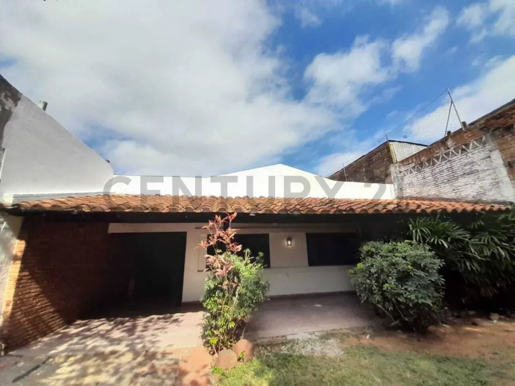 VENDO CASA EN SAJONIA, ZONA LA CRUCECITA — foto 3