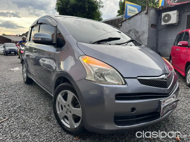 Toyota Ractis 2005 - foto 2