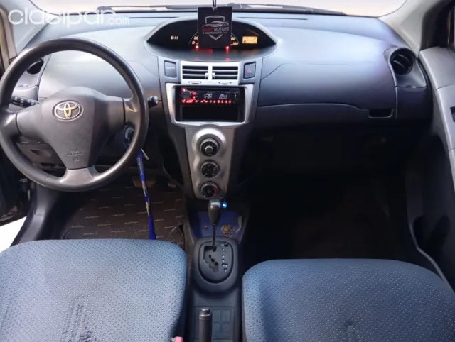 Toyota Vitz 2005 — foto 3