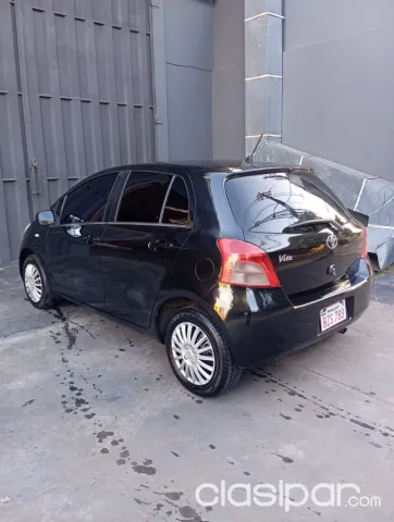 Toyota Vitz 2005 — foto 4