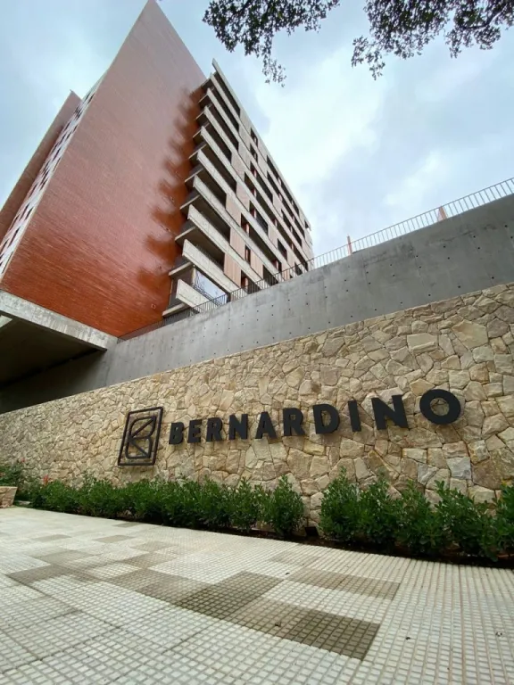 Alquilo departamento de dos habitaciones Amoblado y equipado edificio robellini piso 6 — foto 3