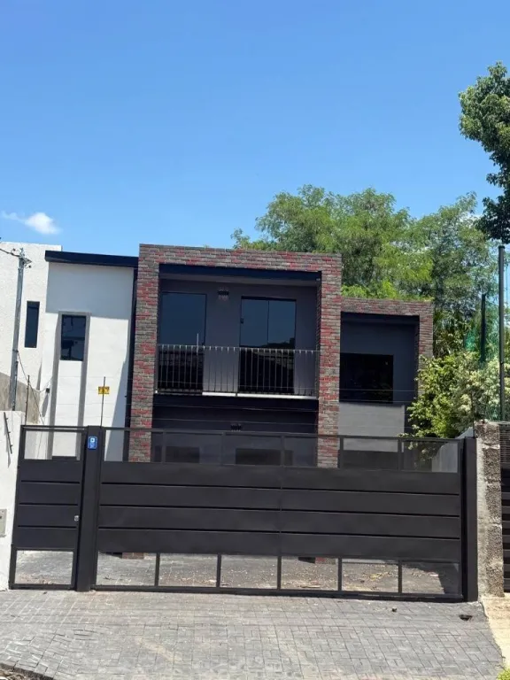 Vendo Duplex 178m2 3 Dorm 1 Suite en Santa Librada Asuncion a estrenar — foto 2