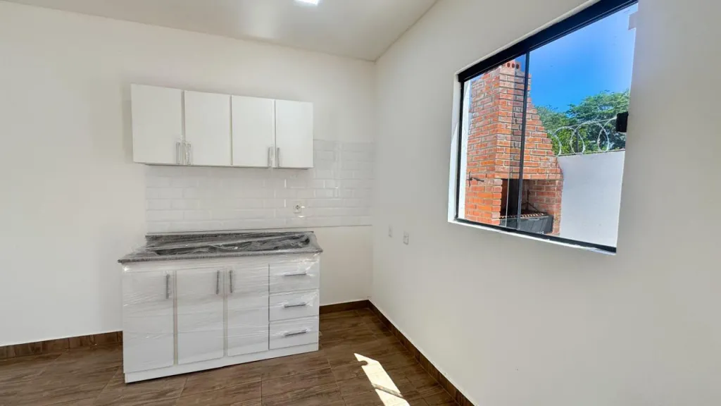Vendo Chalet de 2 dormitorios A ESTRENAR en barrio Achucarro de la Ciudad de San Antonio — foto 2