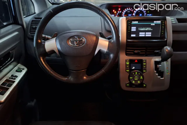 Toyota Voxy 2008 — foto 4