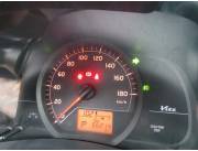 TOYOTA VITZ RECIEN IMPORTADO AÑO 2011 MOTOR 1.3 COLOR BORDO entrga 20.000.000