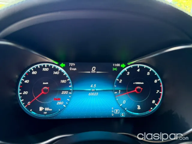 Mercedes-Benz C300 2023 — foto 5