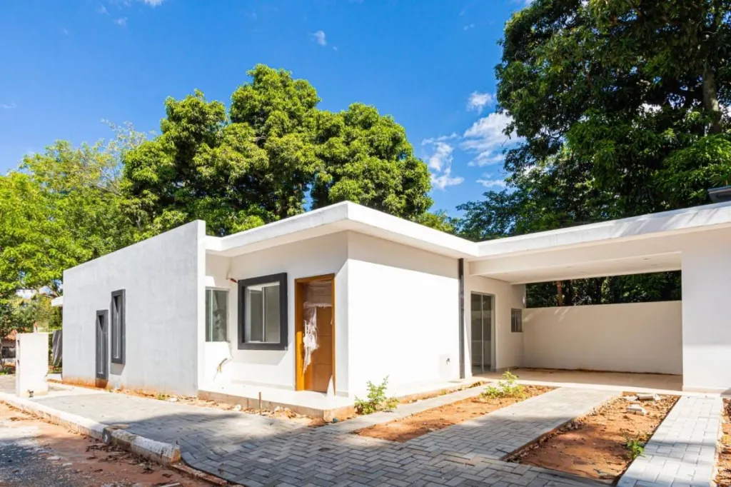 Vendo Chalet 3 dorm 82m2 en Barrio Cerrado Los Castanos Luque - Che Roga Pora — foto 3