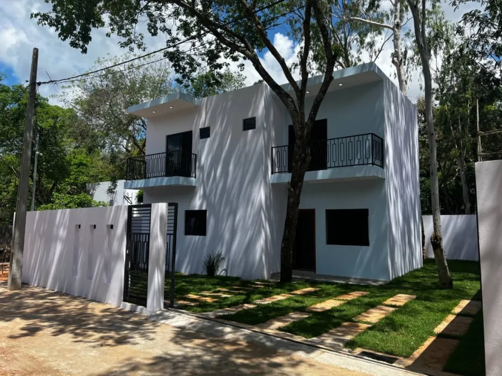 Vendo Casa a estrenar Barrio Paraiso Maramelbure 3 dorm suite Luque — foto 3