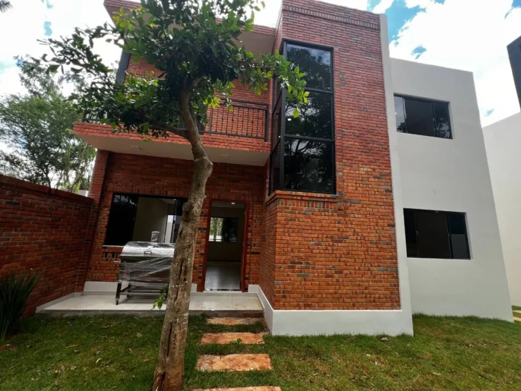 Vendo Amplia Casa Barrio Paraiso Maramelbure 3 dorm suite 177m2 Luque — foto 2