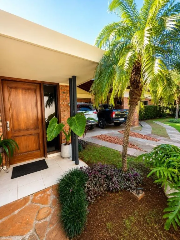 Vendo Residencia una planta 5 dorm suite 306m² en Barrio Ycua Sati Asuncion — foto 2