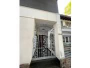Vendo Mansion Vintage 6 Dorm Piscina Quincho Lujo 480m2 en Mburicao Asuncion