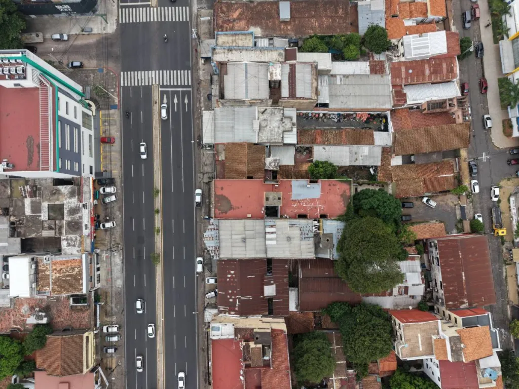 Vendo Edificio comercial 3 plantas 855m2 renta sobre Av Eusebio Ayala Pinoza — foto 3