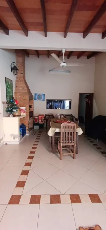 Vendo Casa 3 dorm con quincho y renta activa 190m2 en Barrio Gral Diaz Asuncion — foto 2