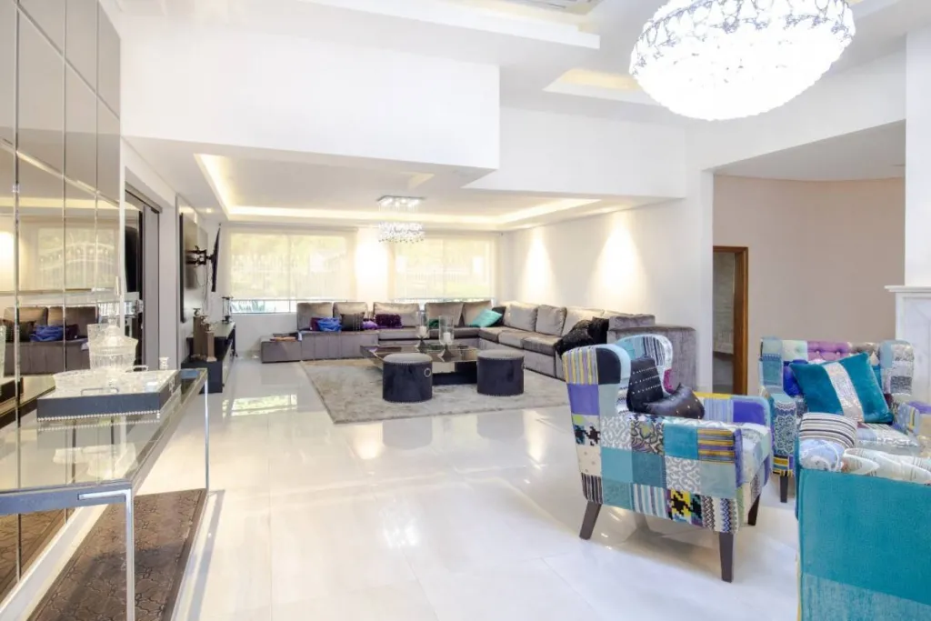 Vendo Residencia exclusiva 6 dorm 2 piscinas cancha tenis 1268m2 en Sto Domingo — foto 3