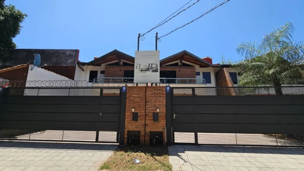 Vendo Duplex 3 dorm suite garage 2 autos 180m2 en Vista Alegre Asuncion — foto 2