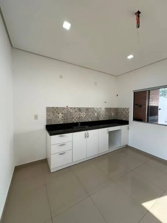 VENDO CASA EN CONDOMINIO EN LUQUE — foto 3
